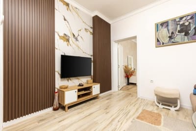 City Retreat with Local Charm