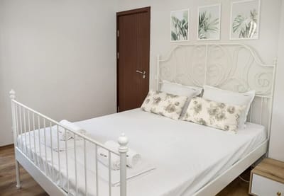 Cozy Seaside Escape – in Central Balchik