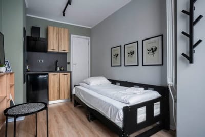 Tom Thumb & Thumbelina  2 Private Rooms