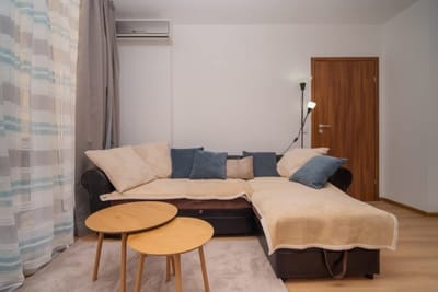 Spacious 2BD Apart. Walk to City Centre