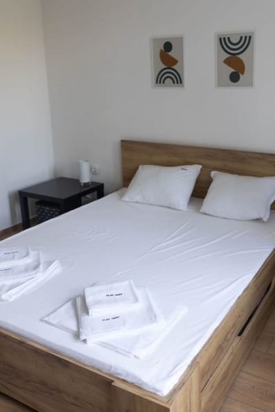 Lovely 1BD Flat near the Sea Garden