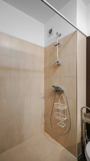 Terra Vibes - Central 1BD with balcony