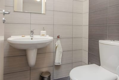 Lovely 3BD flat with Parking and Sea View