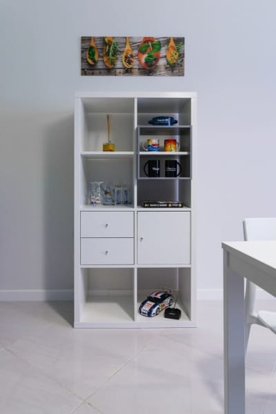 Pop your C-o-l-o-r-s - Funky and Modern 1BDR. Apt.