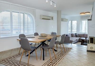 3BD Maisonette with Sea Views - Next to Sea Garden