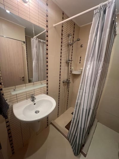 Cozy, Quiet and Spacious Studio in Green Life