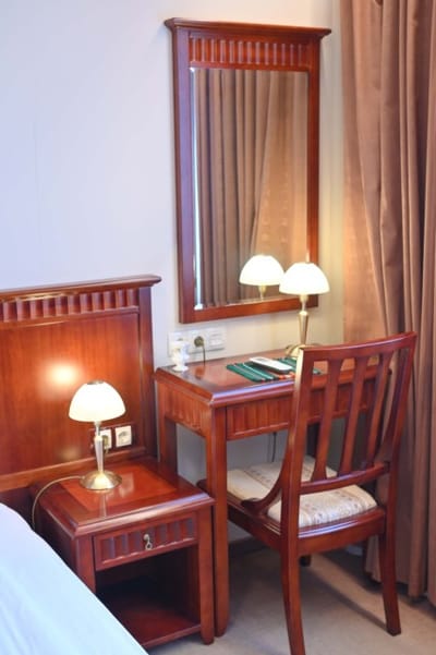 Riverside 1BR in Downtown, Near Ski Lift