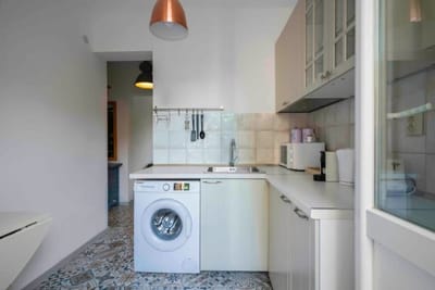 Quiet and Central: 1BD Next to NDK & Vitosha Blvd