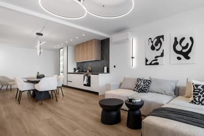 Stylish 1BR with Balcony & Parking | Skyline Varna