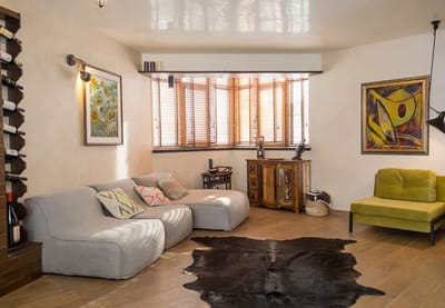 Modern Comfort & Vintage Charm with Panoramic View