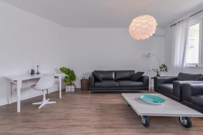 66 Apartment - Stylish Two Bedroom in Lozenets