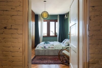 ART-ament, a unique central flat