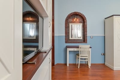 Life in Colors - Elegant 2BD Premium Stay