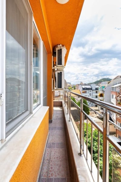 Modern 2BD - 14 min to Medical University