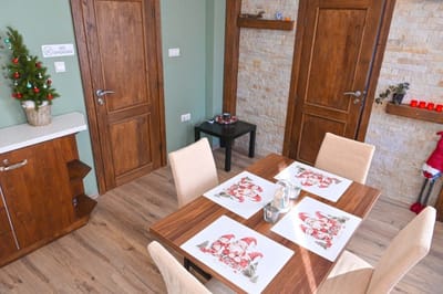 Comfortable 2-Bedroom Apartment Near the Ski Lift