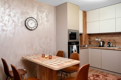 Warm & Spacious Stay with Balcony