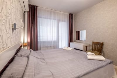 Jewelry - 1 bedroom apartment