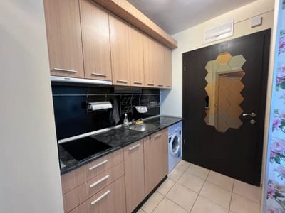 Cozy, Quiet and Spacious Studio in Green Life