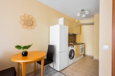 1-Bedroom Flat with Balcony in Sofia Center