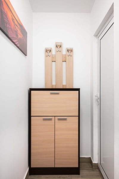 Sunny & Modern 1BR Apartment