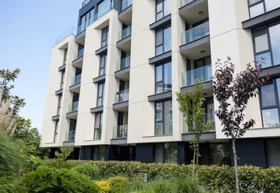 Chic One-Bedroom Getaway in Azur Deluxe Complex