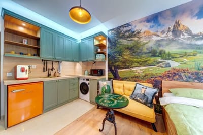 Into the Woods - Charming Studio