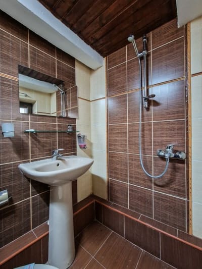 8BD Retreat in Bansko: Comfort & Mountain Charm