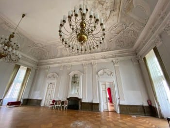 Castle of Burgscheidungen is a combination of baroque and renaissance styles