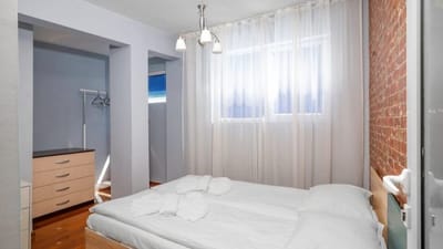 Central Cozy 1BD Compact Chic Living