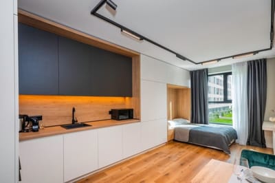 Aviva Living - 2 x Studios