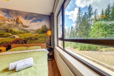 Into the Woods - Charming Studio