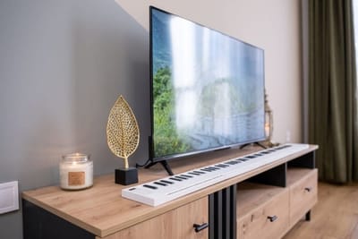 City Center Perfect: 1BR Apartment