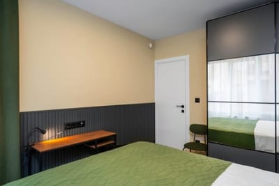 Modern&Central 2-BD with Parking