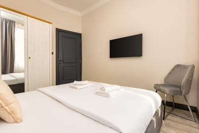 Central Apartments with Garden view - Apt No. 4