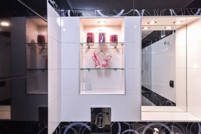 Extravaganzzo - Super Central One Bedroom Modern