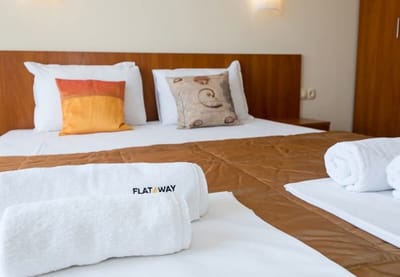 Beachfront Bliss-1BR Sea View Flat in Golden Sands