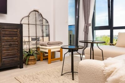 Exclusive One-Bedroom Retreat + Private Parking