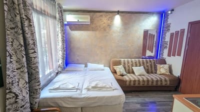 Compact studio with indoor pool near Cacao Beach