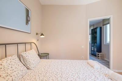 Enjoy The Ride | 2-BDR Lozenec Central Apartment