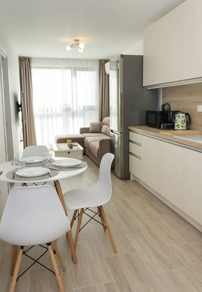 Modern Haven in Varna : Retreat with Chic Ambiance