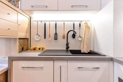 The Spot - fully equipped, central, modern studio