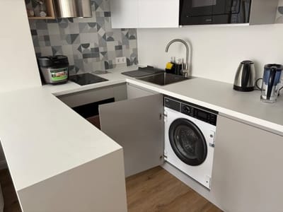 Comfort in Varna– Modern, Bright Central Apartment