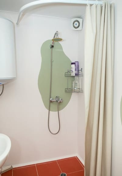 Cozy Sea-View Flat with Balcony in Galata, Varna