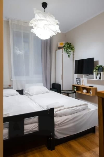 Tom Thumb & Thumbelina - 2 Private Rooms in Center