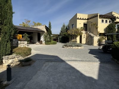 Zornitza Family Estate - Hotel