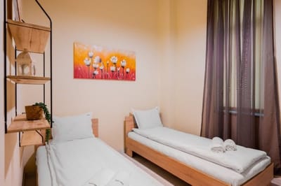 Cozy 2BD Flat + Work Space I Remote workers haven