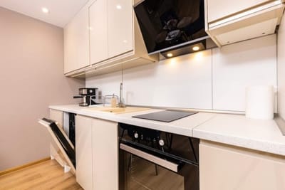 Cityscape Retreat 1BD Flat in the Heart of Plovdiv