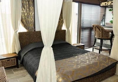 Under the Stars - Lux. Penthouse w/ POOL + Terrace